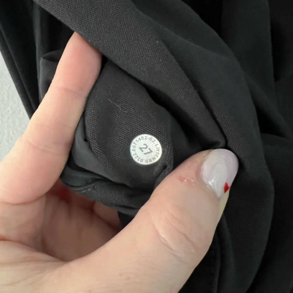 lululemon athletica charcoal grey Cargo utility barrel Pants